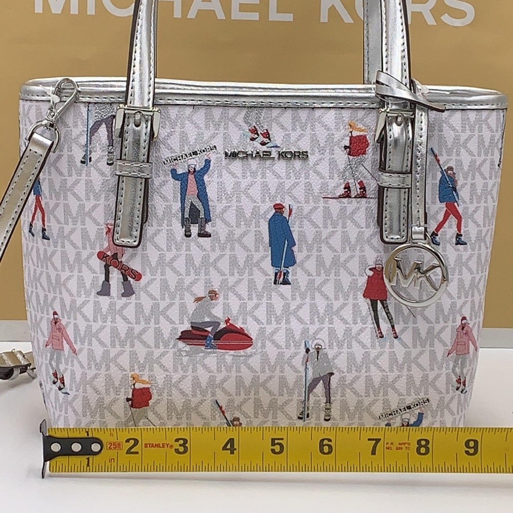 Michael Kors Jet Set Girls Print Bright White Signature XS Carryall Top Zip Tote - Picture 9 of 16